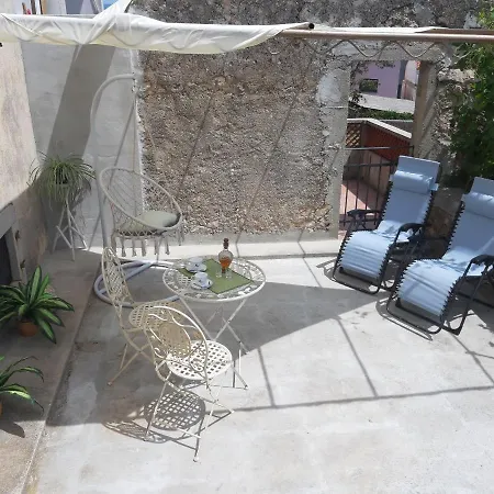Apartment Palazzo Sare Vrbnik Exterior photo